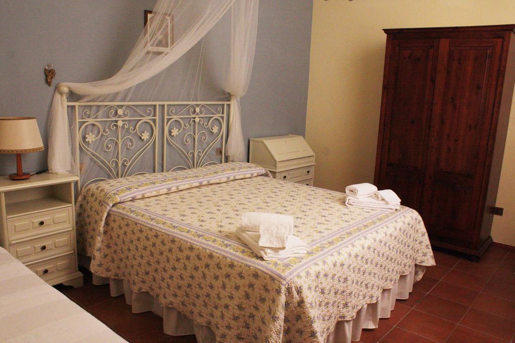 Villa Agriturismo L' Agresto Casole dʼElsa Zimmer foto